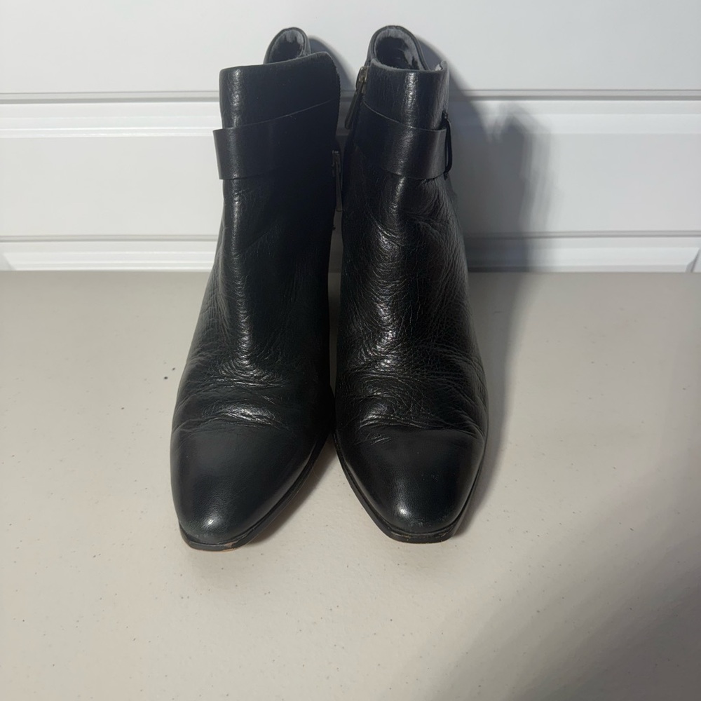 Dolce Vita Black Ankle Booties Size‎ 10
